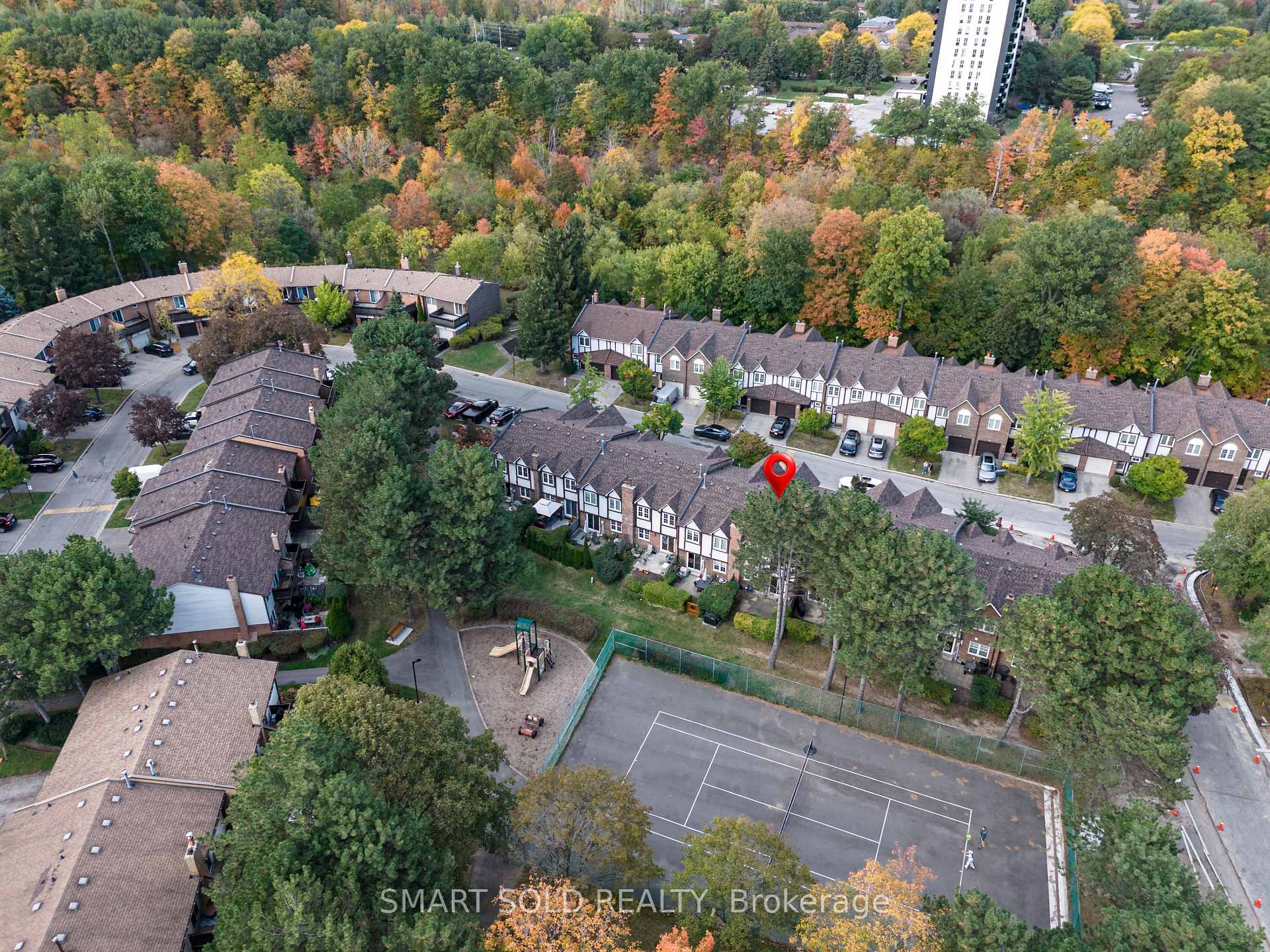 Photo 4 of 2120 Rathburn Road E, Mississauga, Rathwood — HOMEH