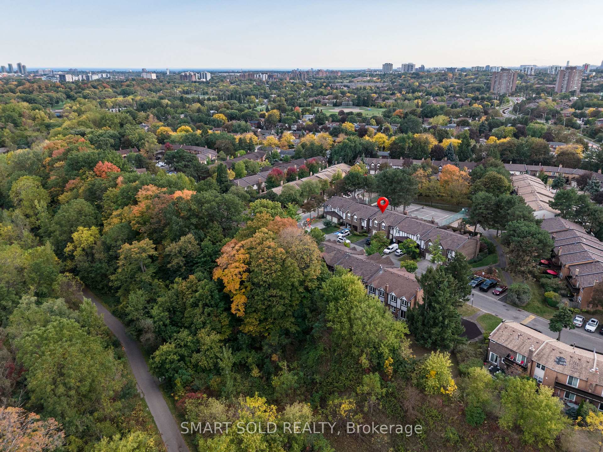 Photo 5 of 2120 Rathburn Road E, Mississauga, Rathwood — HOMEH