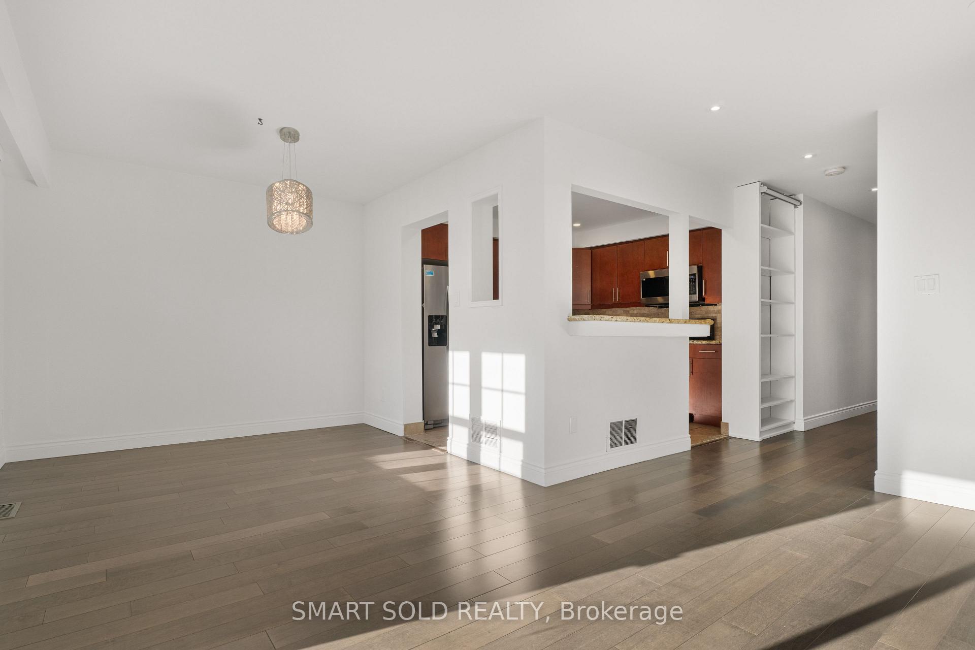 Photo 13 of 2120 Rathburn Road E, Mississauga, Rathwood — HOMEH