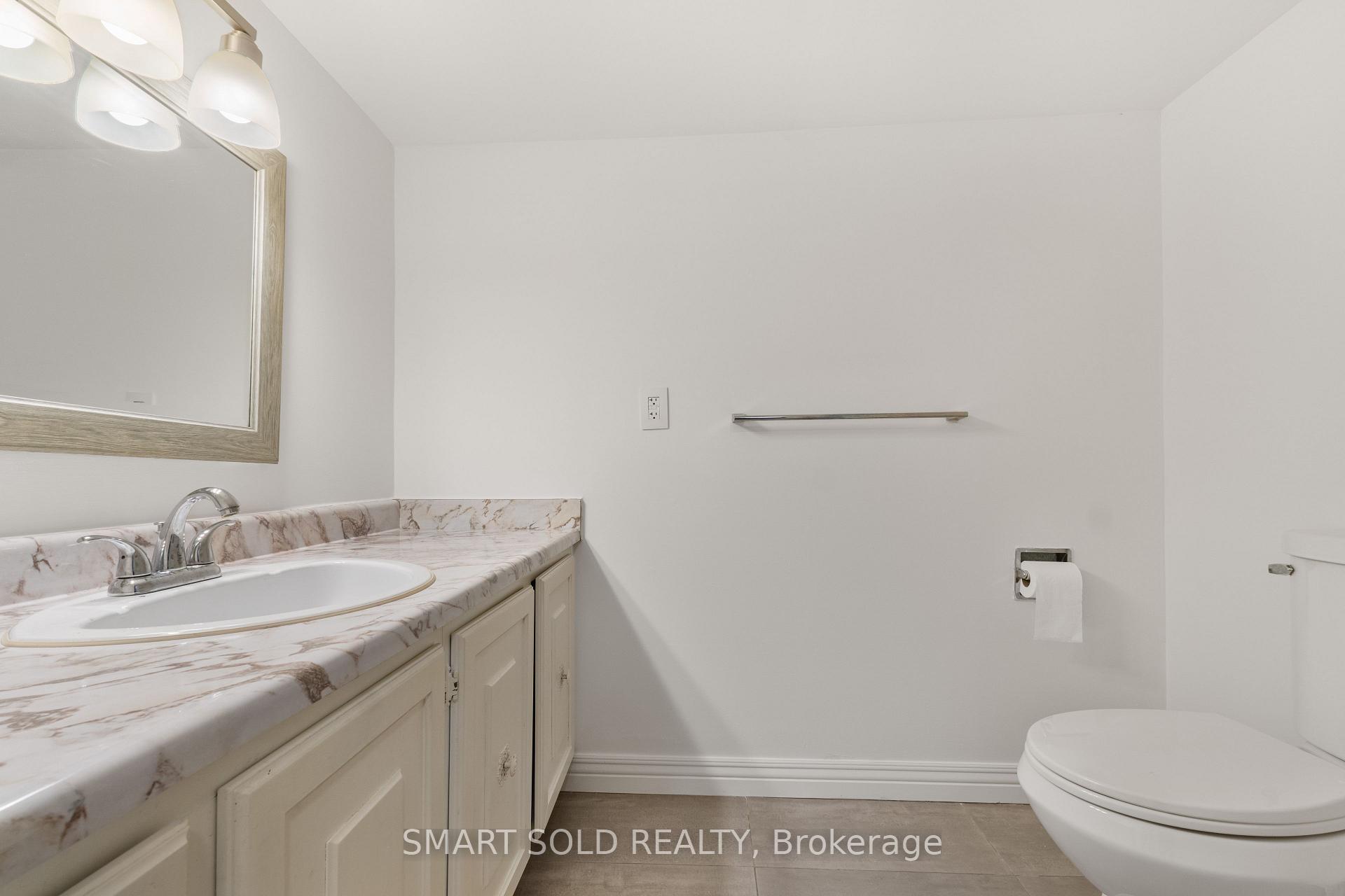 Photo 25 of 2120 Rathburn Road E, Mississauga, Rathwood — HOMEH