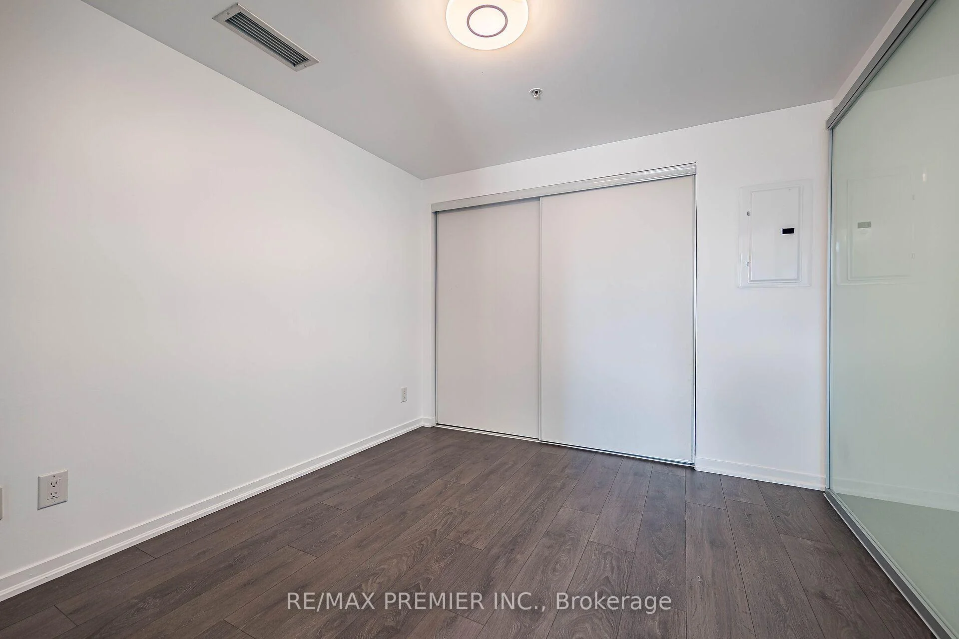 Photo 14 of Unit 808, 68 Abell Street, Toronto, Little Portugal — HOMEH