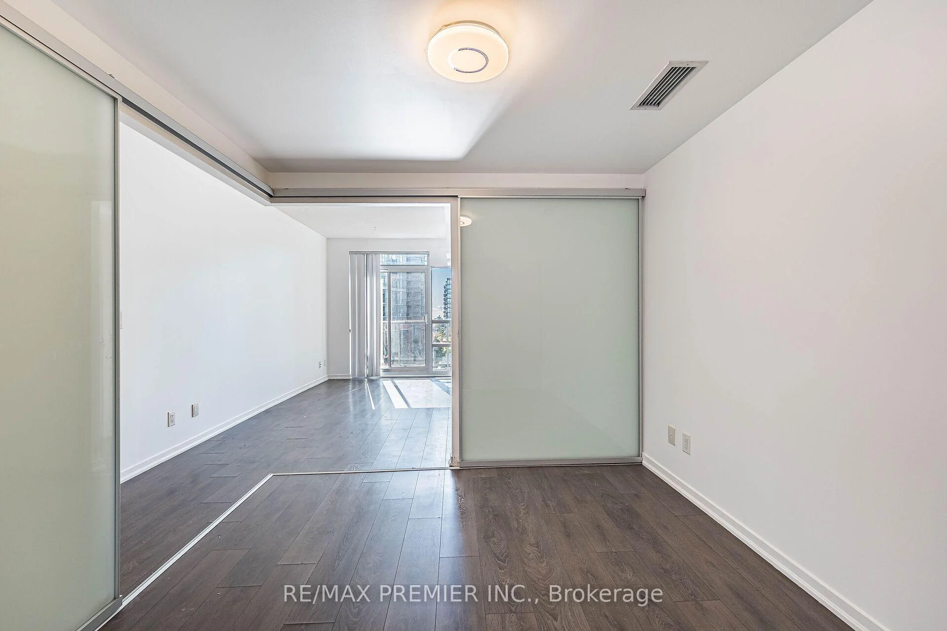 Photo 15 of Unit 808, 68 Abell Street, Toronto, Little Portugal — HOMEH