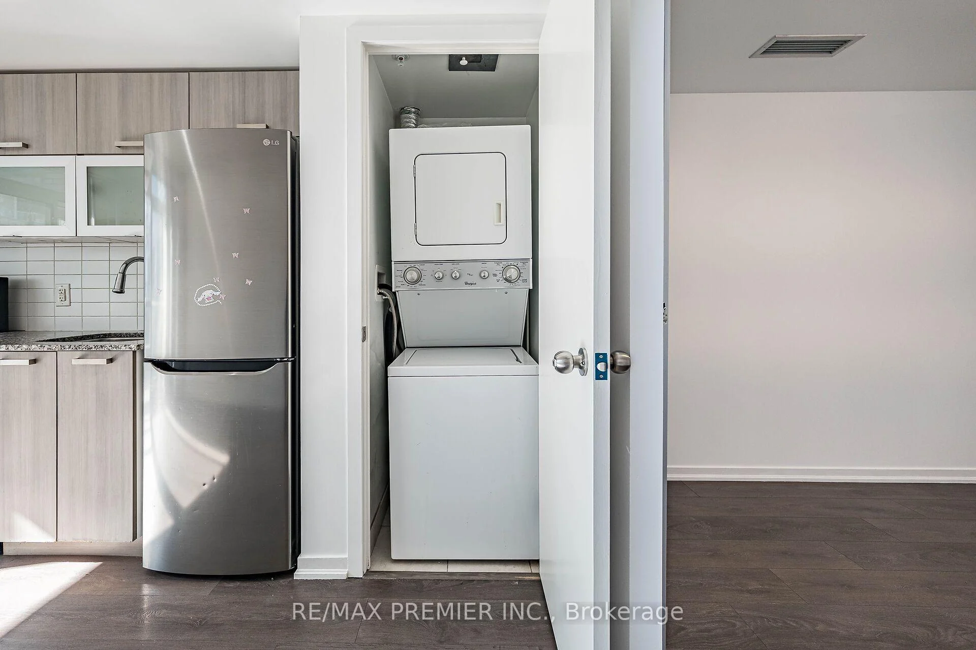 Photo 21 of Unit 808, 68 Abell Street, Toronto, Little Portugal — HOMEH