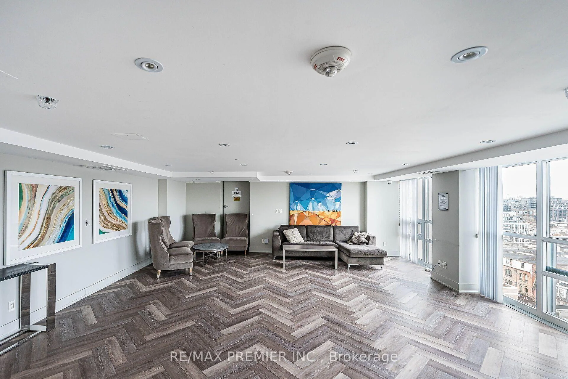 Photo 27 of Unit 808, 68 Abell Street, Toronto, Little Portugal — HOMEH
