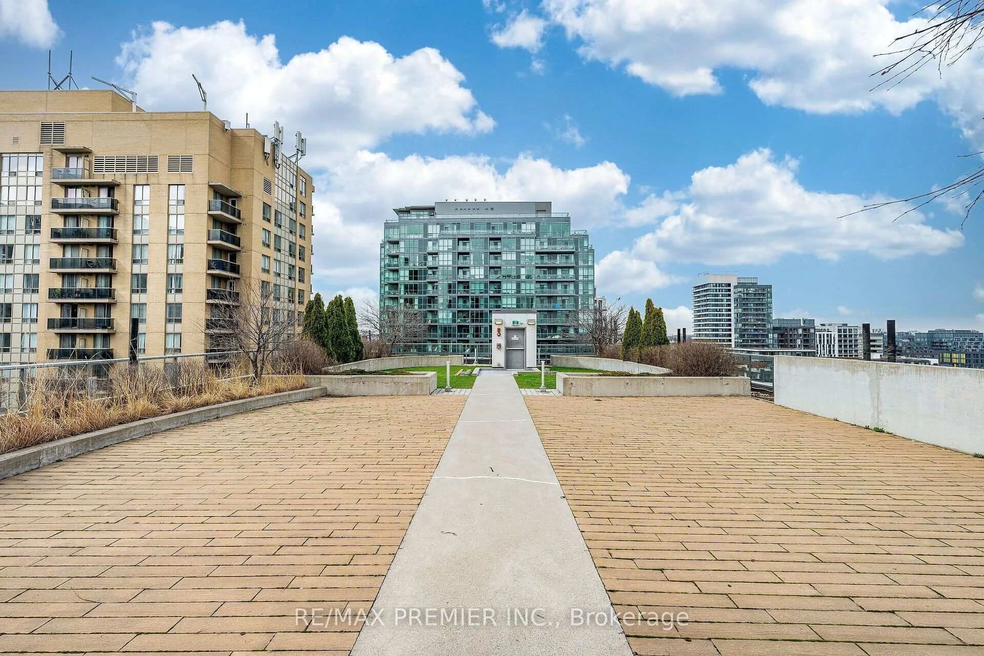 Photo 30 of Unit 808, 68 Abell Street, Toronto, Little Portugal — HOMEH
