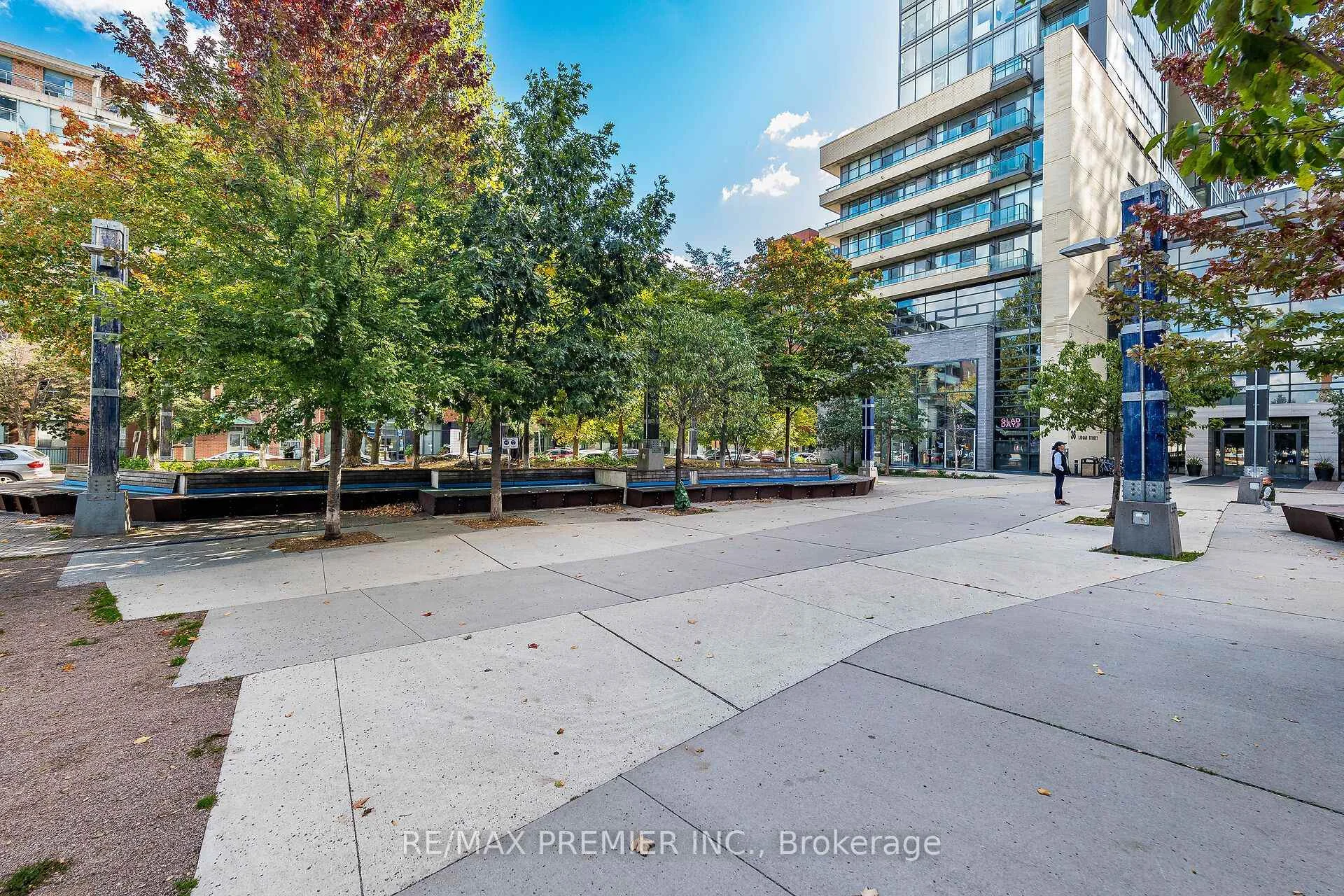 Photo 39 of Unit 808, 68 Abell Street, Toronto, Little Portugal — HOMEH