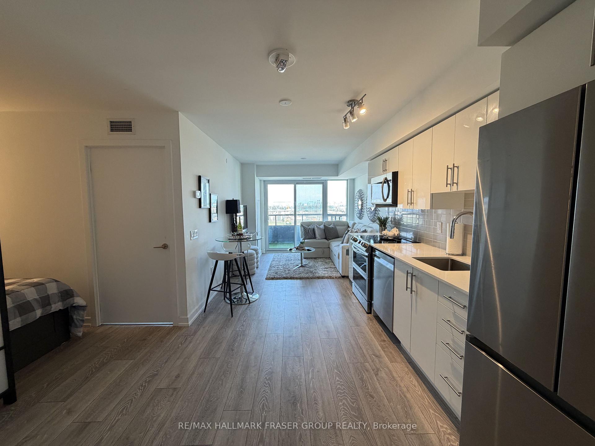 Photo 5 of Unit 1601, 1455 Celebration Drive, Pickering, Bay Ridges — HOMEH