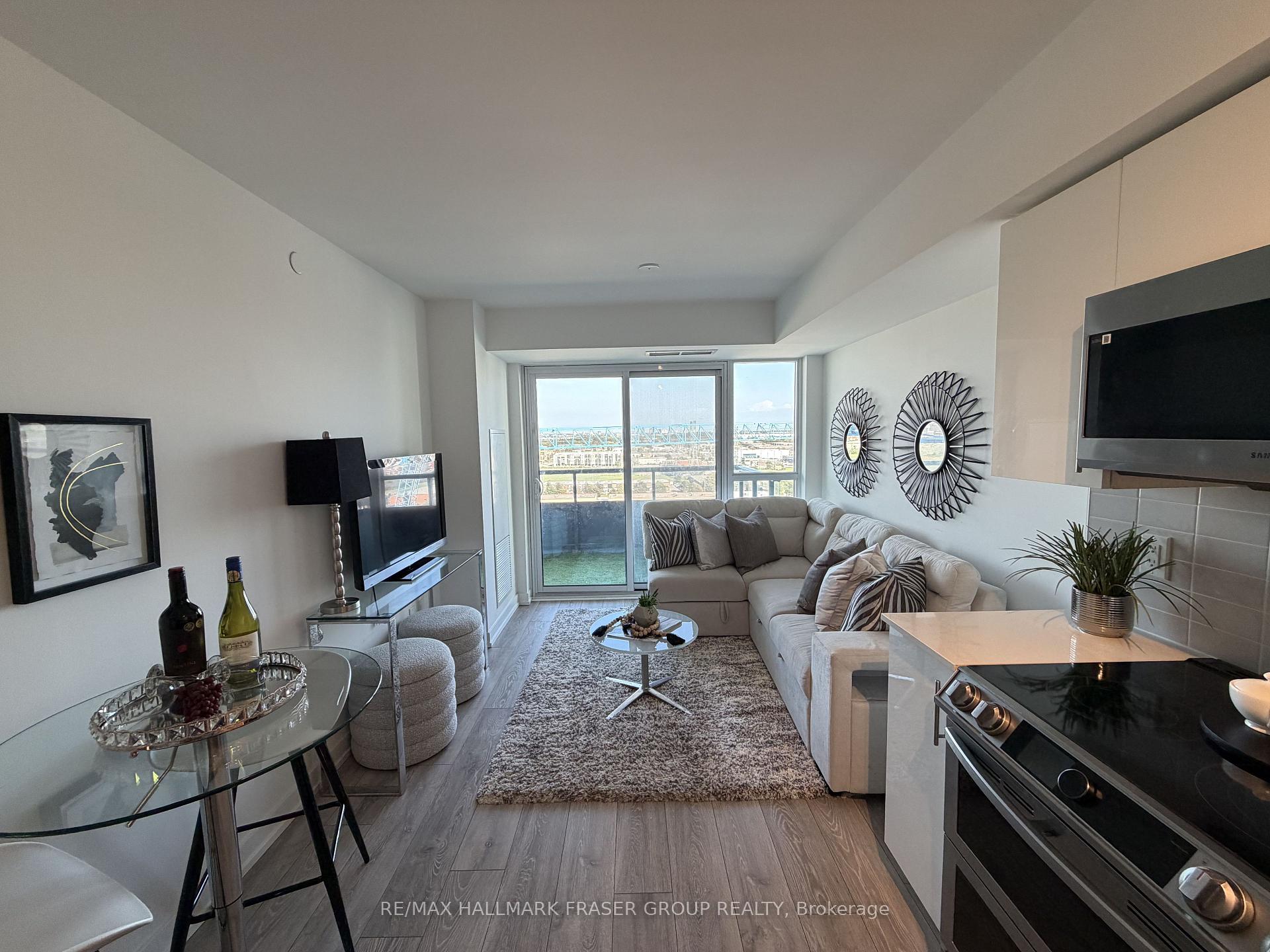 Photo 6 of Unit 1601, 1455 Celebration Drive, Pickering, Bay Ridges — HOMEH