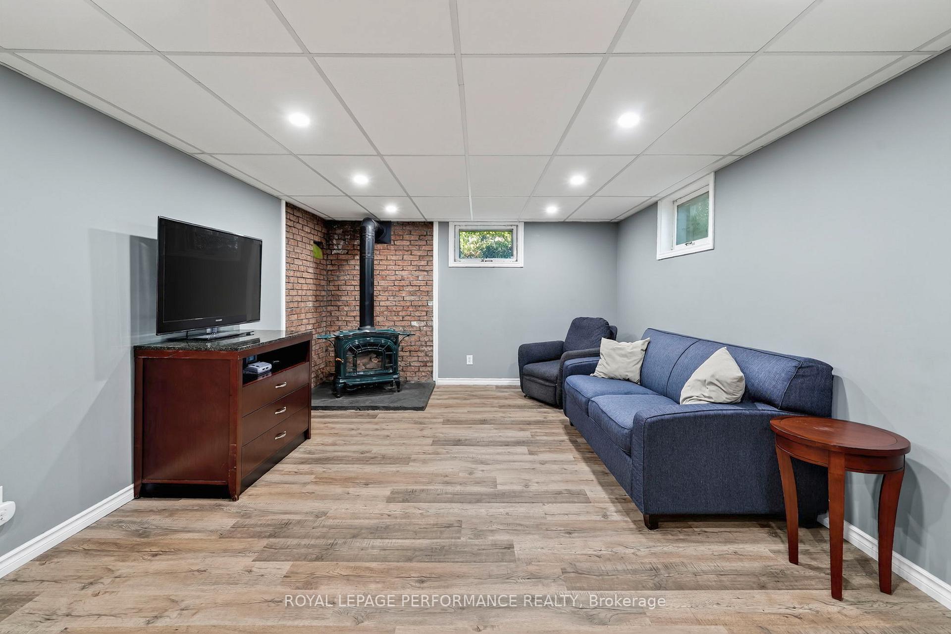 Photo 29 of 2761 Ross Avenue, Cornwall, Cornwall — HOMEH