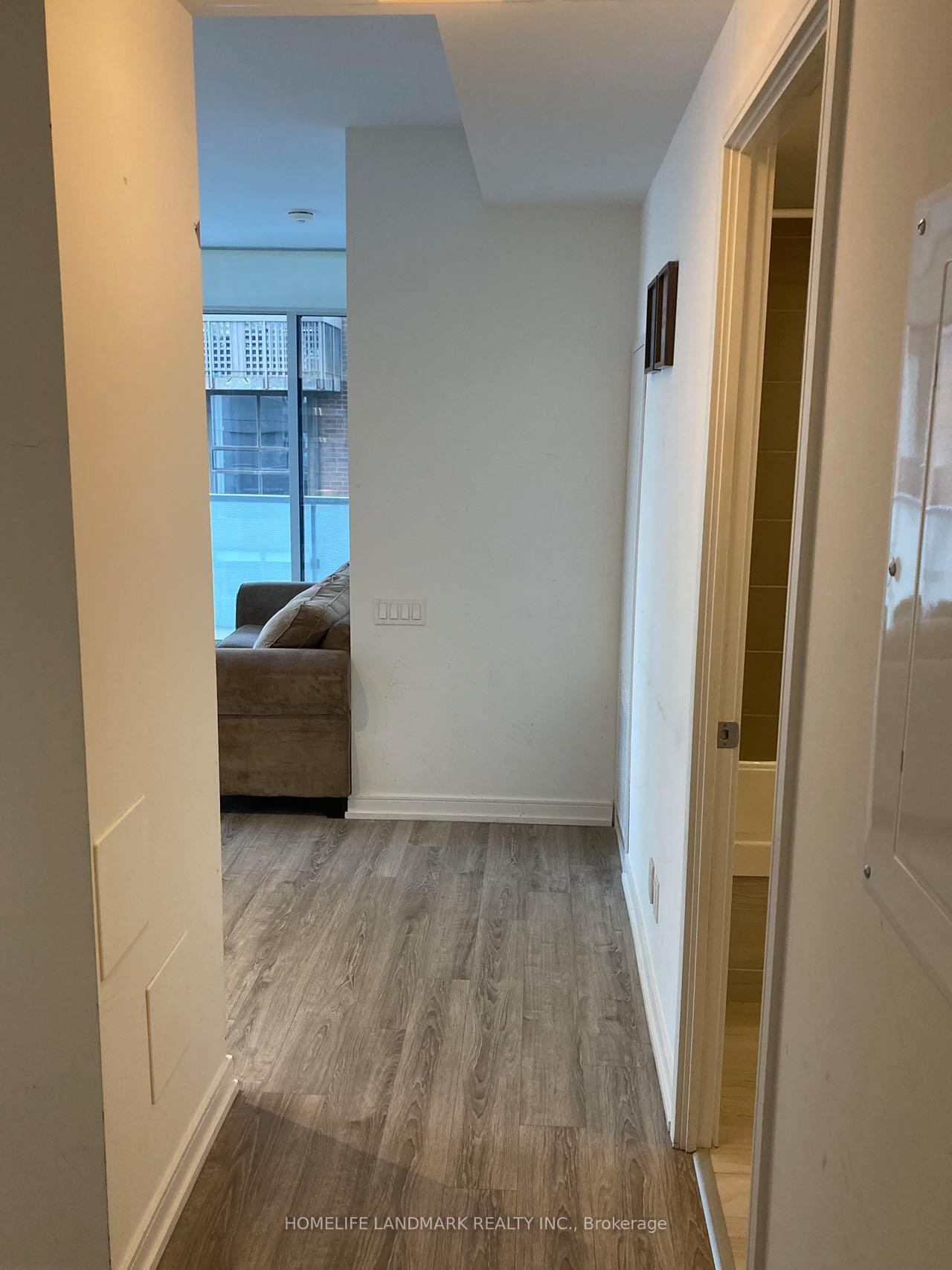 Photo 13 of Unit 509, 28 Wellesley Street E, Toronto, Church-Yonge Corridor — HOMEH
