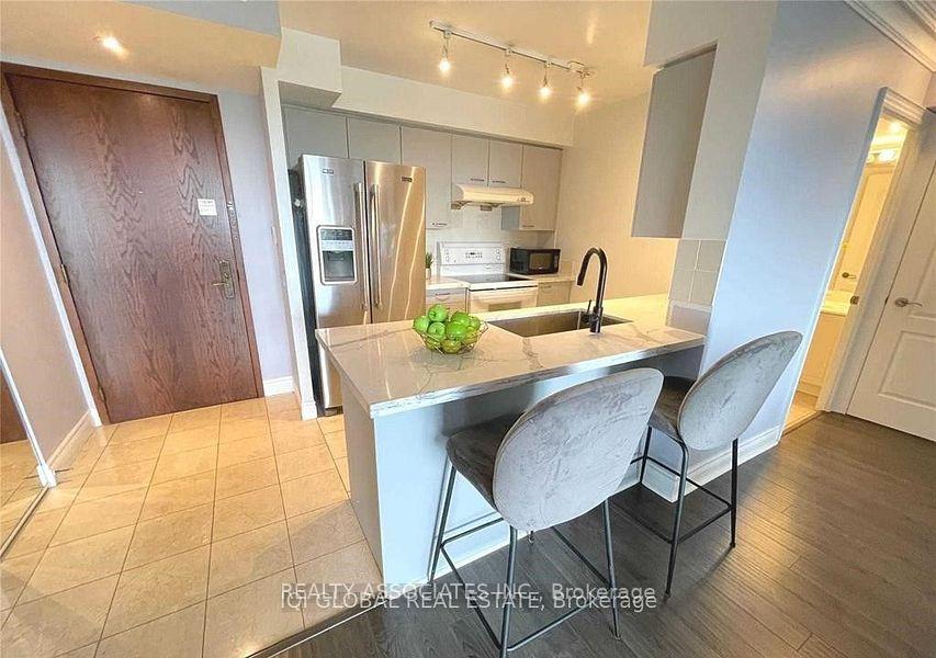 Photo 5 of Unit 1106, 2 Clairtrell Road, North York, Willowdale East — HOMEH