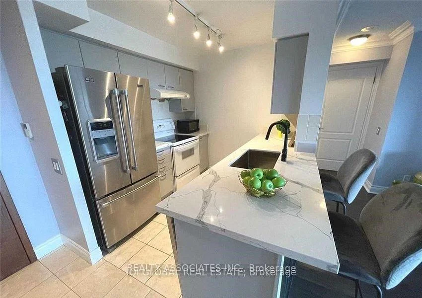 Photo 3 of Unit 1106, 2 Clairtrell Road, North York, Willowdale East — HOMEH