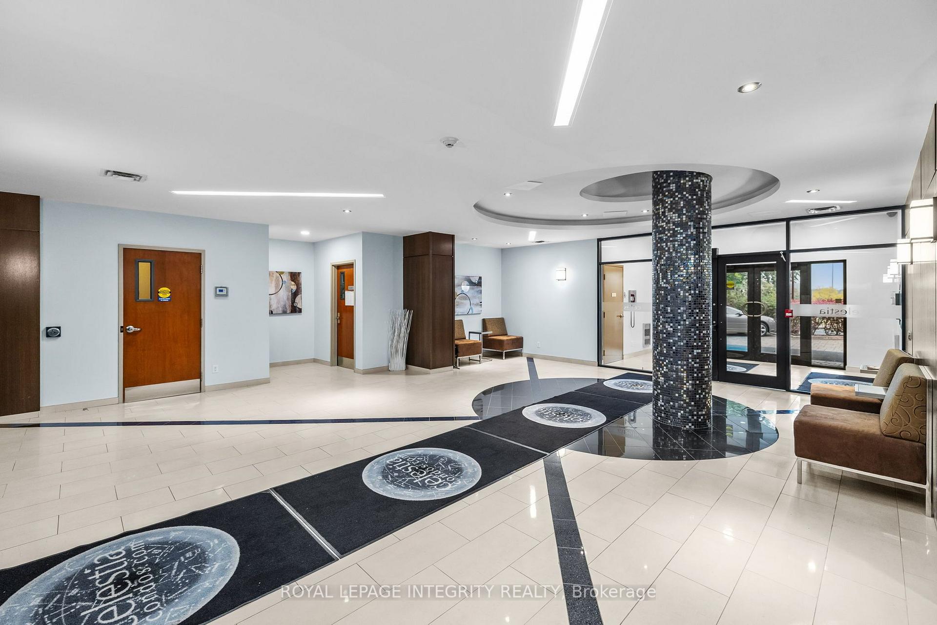 Photo 2 of Unit 309, 310 Centrum Boulevard, Ottawa, Bilberry Creek/Queenswood Heights — HOMEH