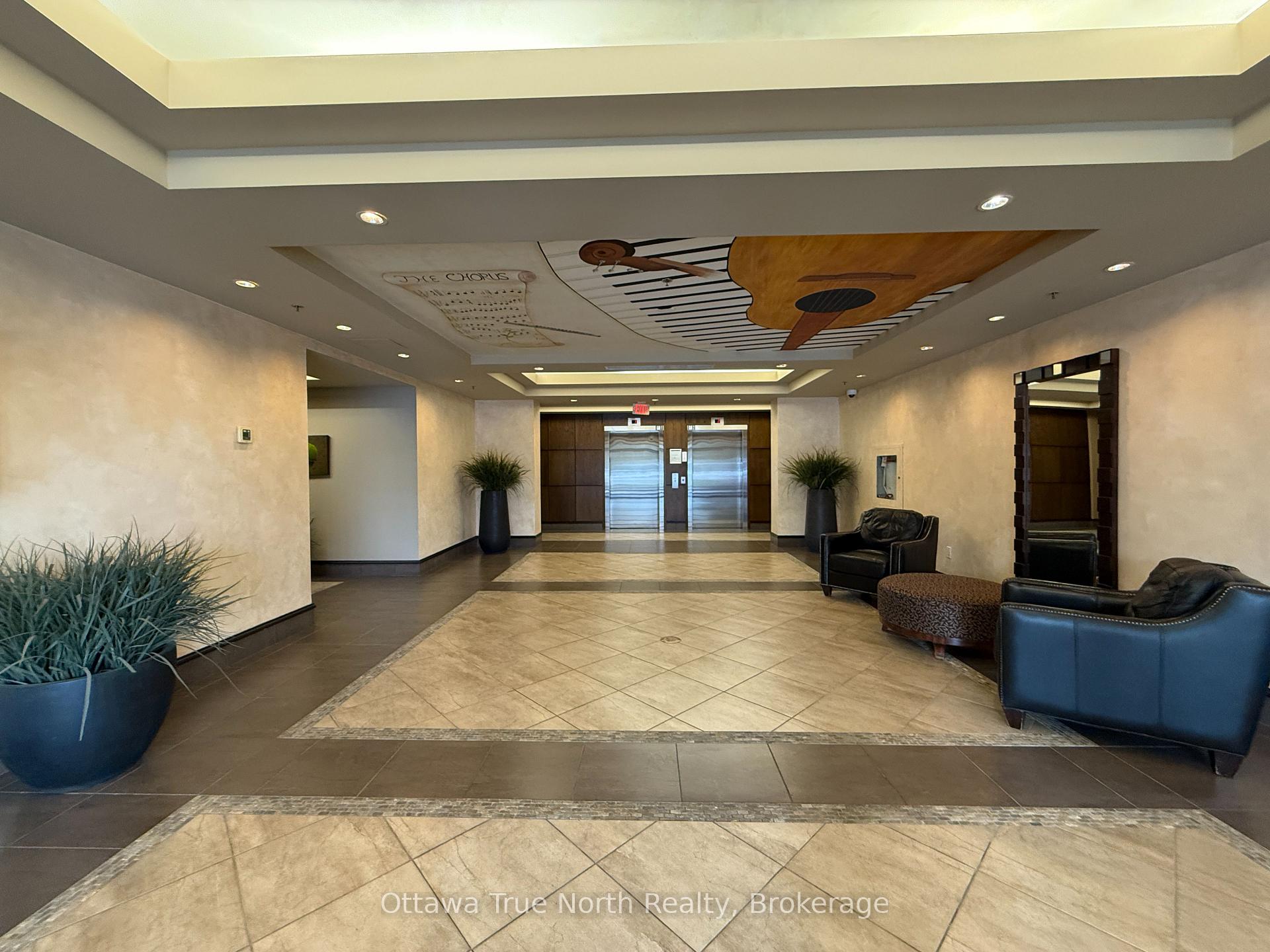 Photo 4 of Unit 710, 314 Central Park Drive, Ottawa, Central Park — HOMEH