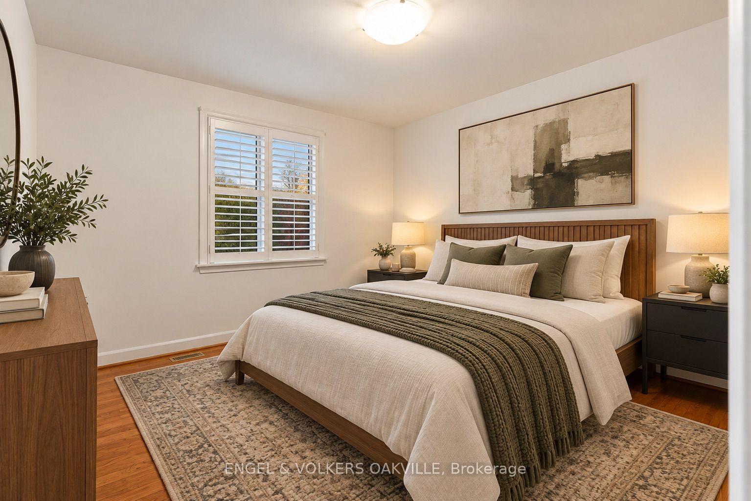 Photo 15 of 351 Renforth Drive, Etobicoke, Etobicoke West Mall — HOMEH