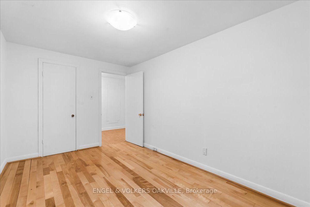 Photo 22 of 351 Renforth Drive, Etobicoke, Etobicoke West Mall — HOMEH
