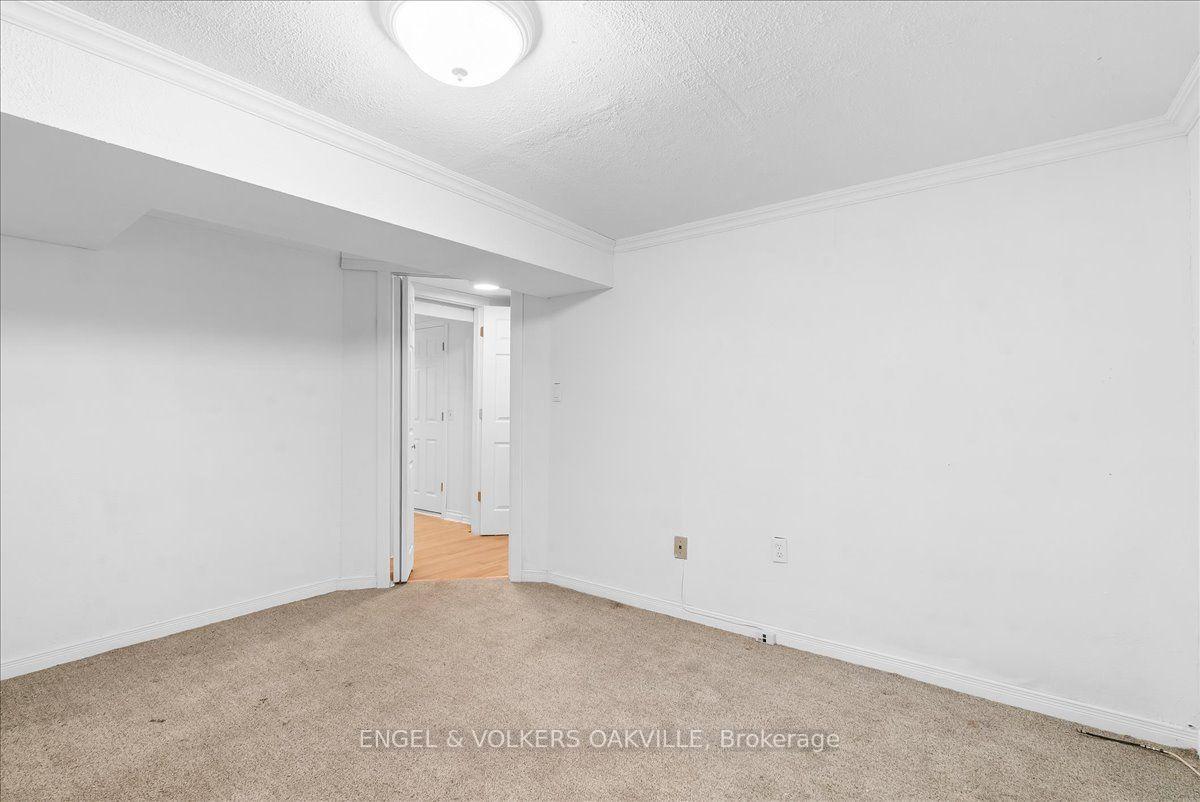 Photo 32 of 351 Renforth Drive, Etobicoke, Etobicoke West Mall — HOMEH