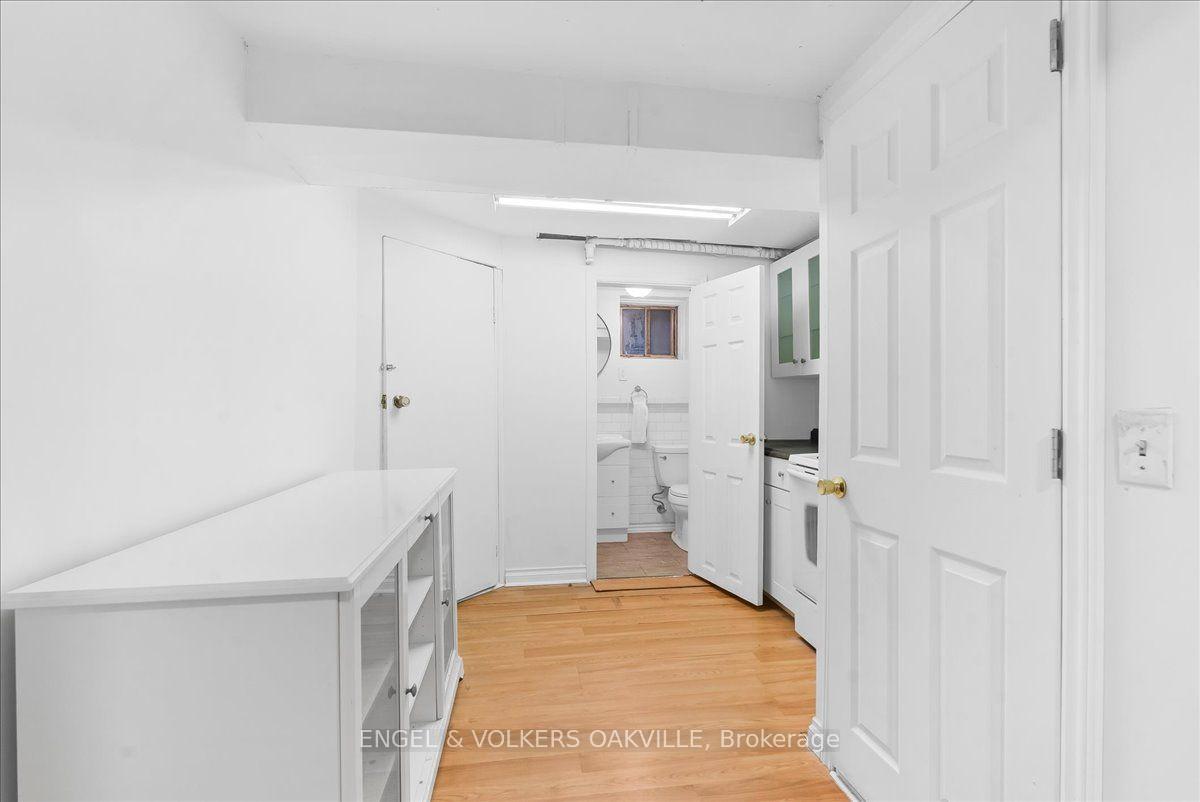 Photo 33 of 351 Renforth Drive, Etobicoke, Etobicoke West Mall — HOMEH