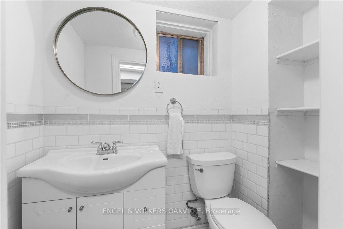 Photo 37 of 351 Renforth Drive, Etobicoke, Etobicoke West Mall — HOMEH