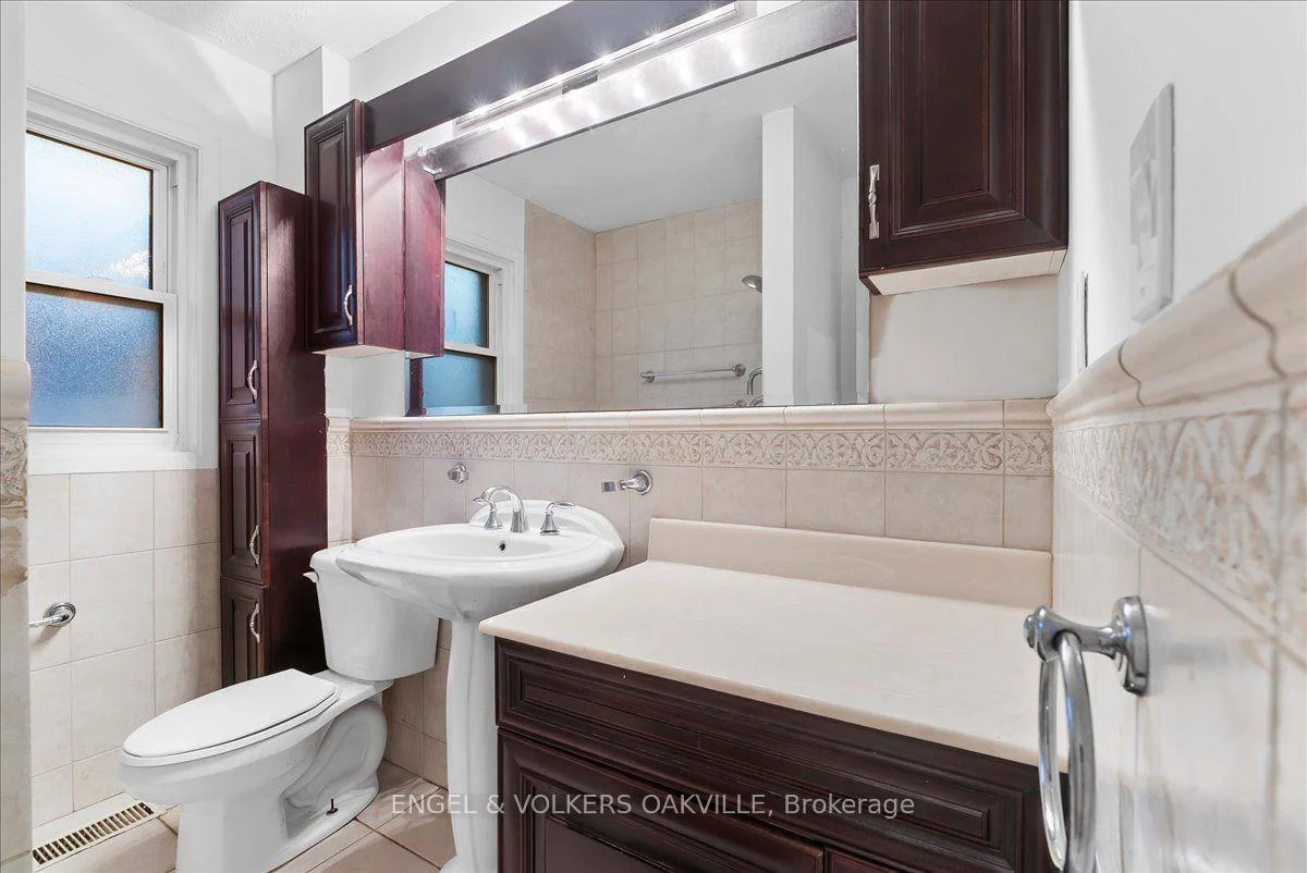 Photo 38 of 351 Renforth Drive, Etobicoke, Etobicoke West Mall — HOMEH