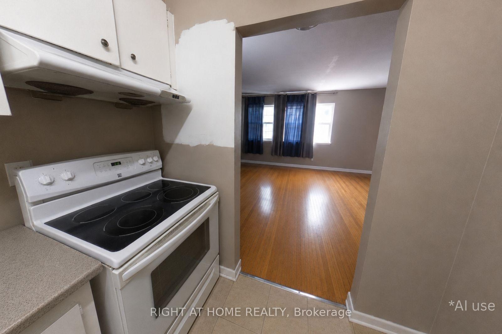 Photo 24 of Unit C, 2889 St Clair Avenue, Toronto, O'Connor-Parkview — HOMEH