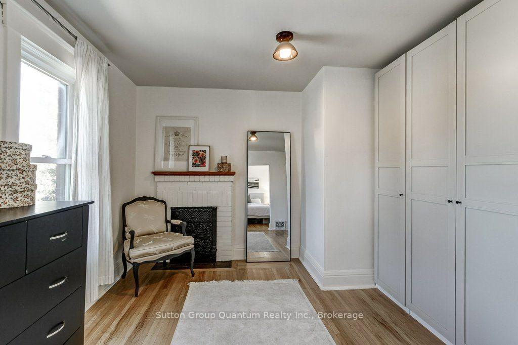 Photo 31 of 43 Rosslyn Avenue S, Hamilton, Delta — HOMEH