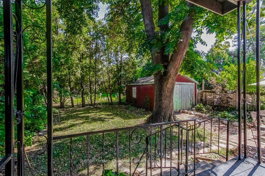 Photo 44 of 43 Rosslyn Avenue S, Hamilton, Delta — HOMEH