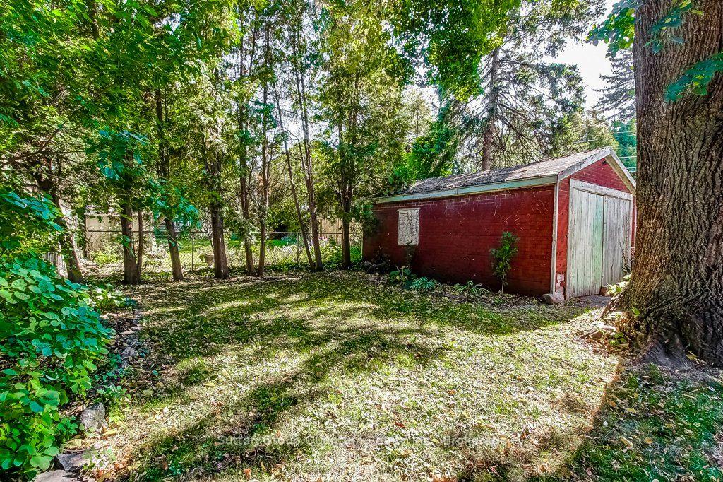 Photo 47 of 43 Rosslyn Avenue S, Hamilton, Delta — HOMEH