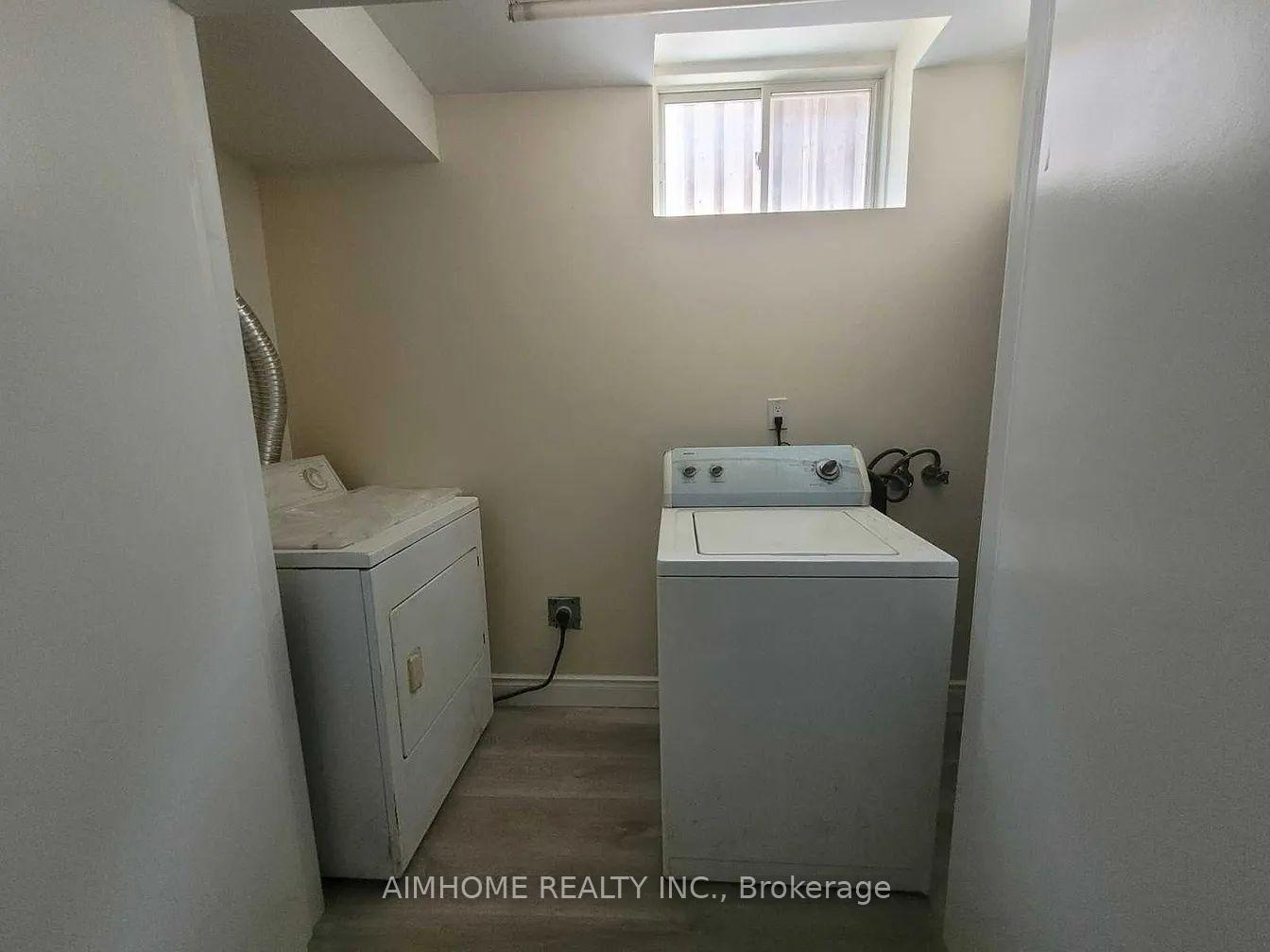 Photo 10 of 39 Candlebrook Crescent, Scarborough, L'Amoreaux — HOMEH