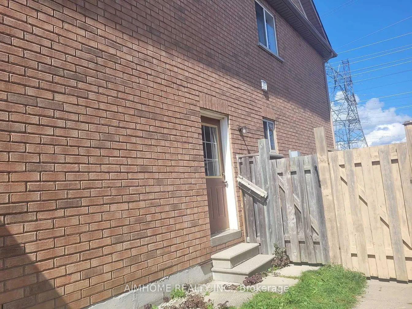 Photo 11 of 39 Candlebrook Crescent, Scarborough, L'Amoreaux — HOMEH