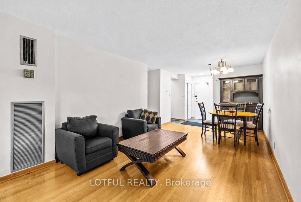 Photo 7 of Unit 104, 555 Brittany Drive, Ottawa, Viscount Alexander Park — HOMEH