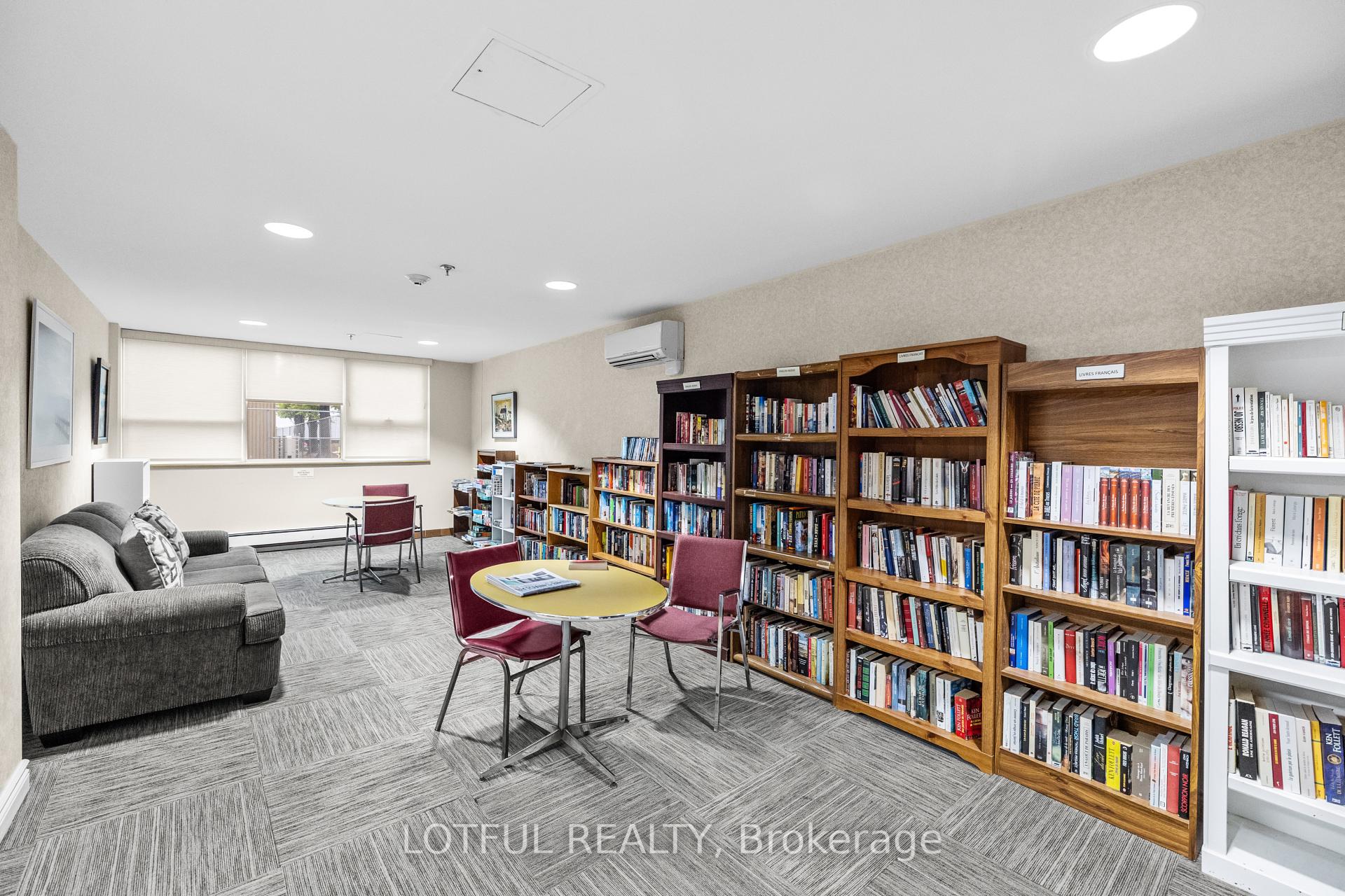 Photo 26 of Unit 104, 555 Brittany Drive, Ottawa, Viscount Alexander Park — HOMEH