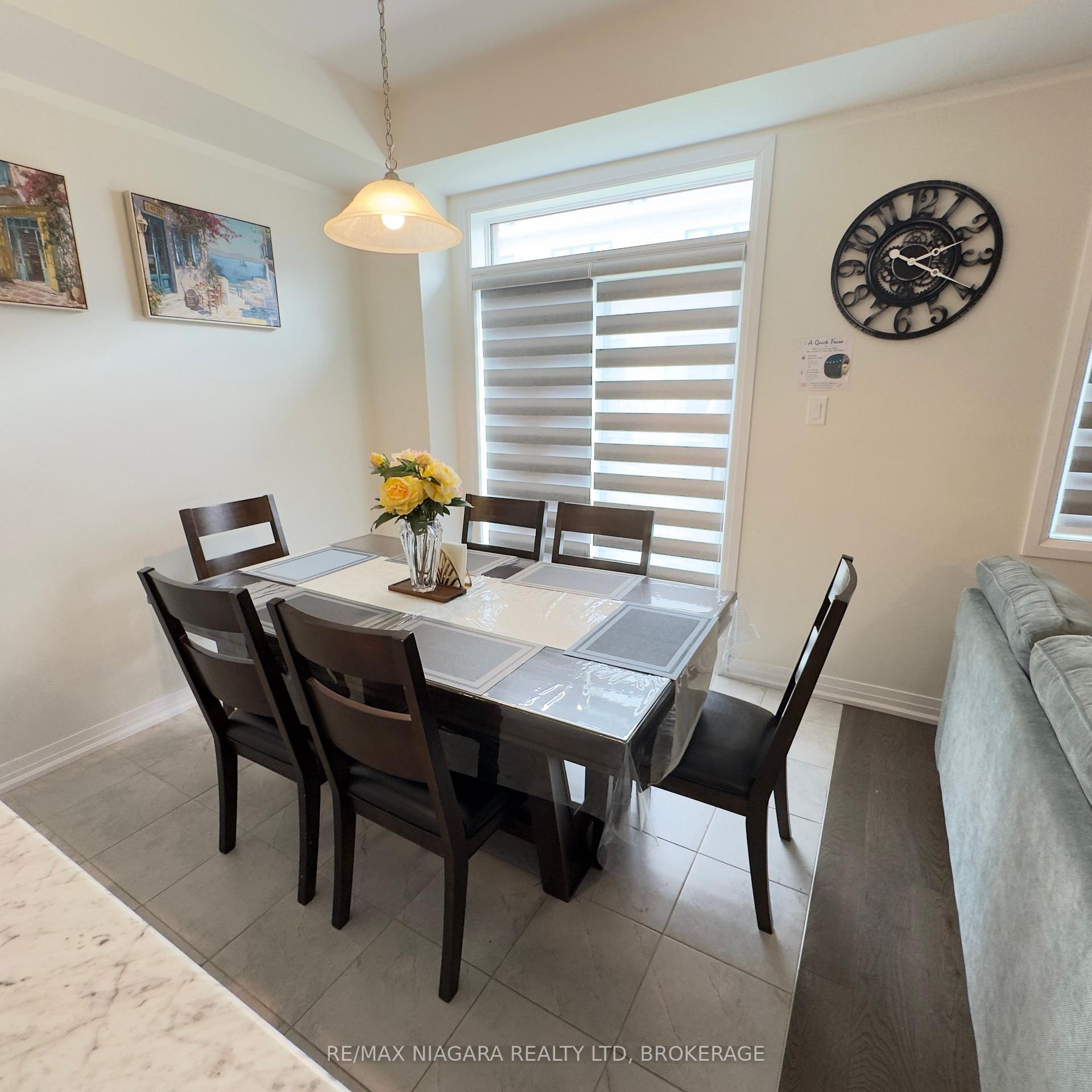 Photo 4 of 20 Velvet Way, Thorold, Rolling Meadows — HOMEH