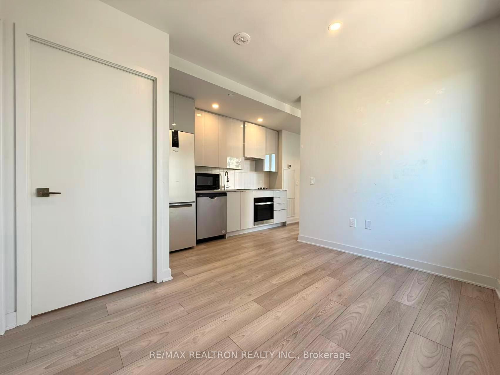 Photo 8 of Unit 1007, 2920 Highway 7 Road, Vaughan, Concord — HOMEH