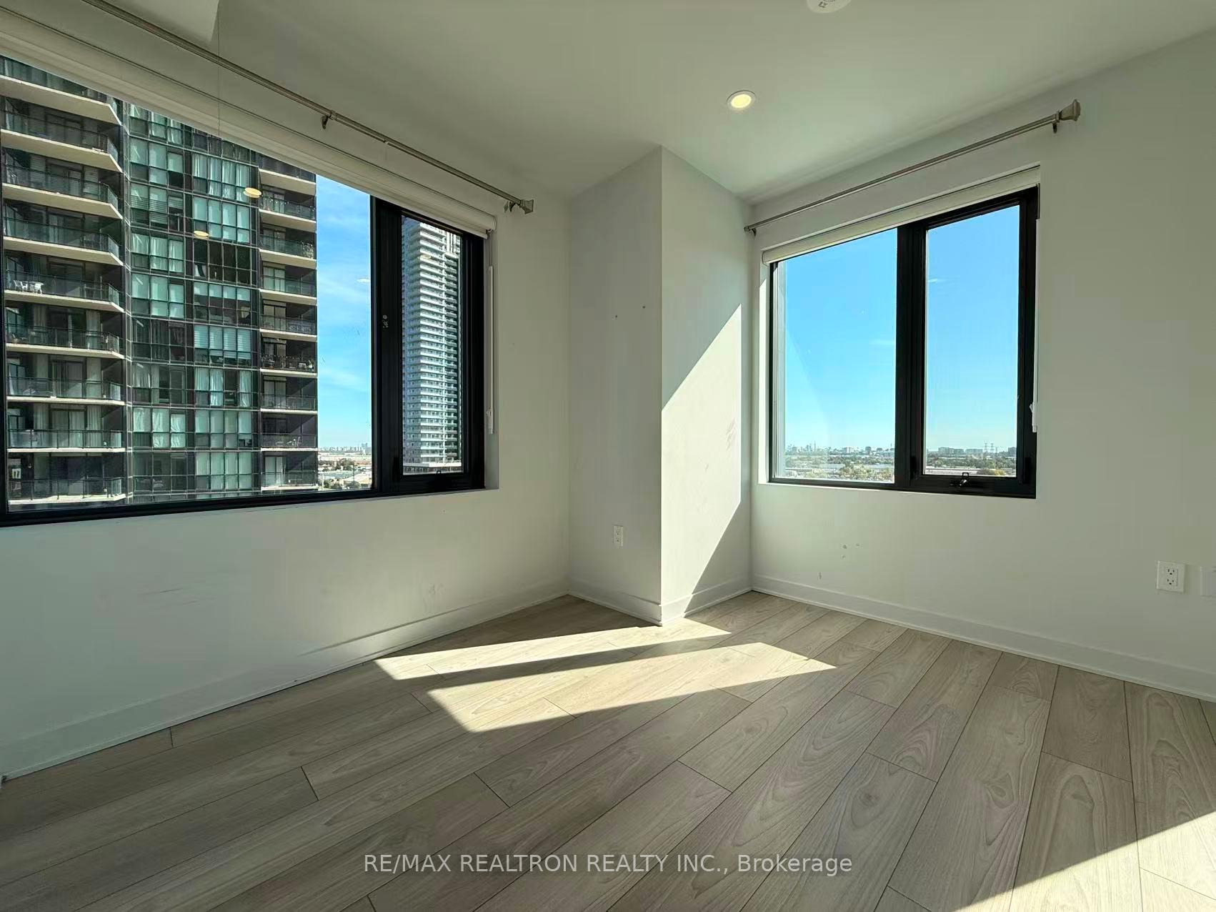 Photo 12 of Unit 1007, 2920 Highway 7 Road, Vaughan, Concord — HOMEH