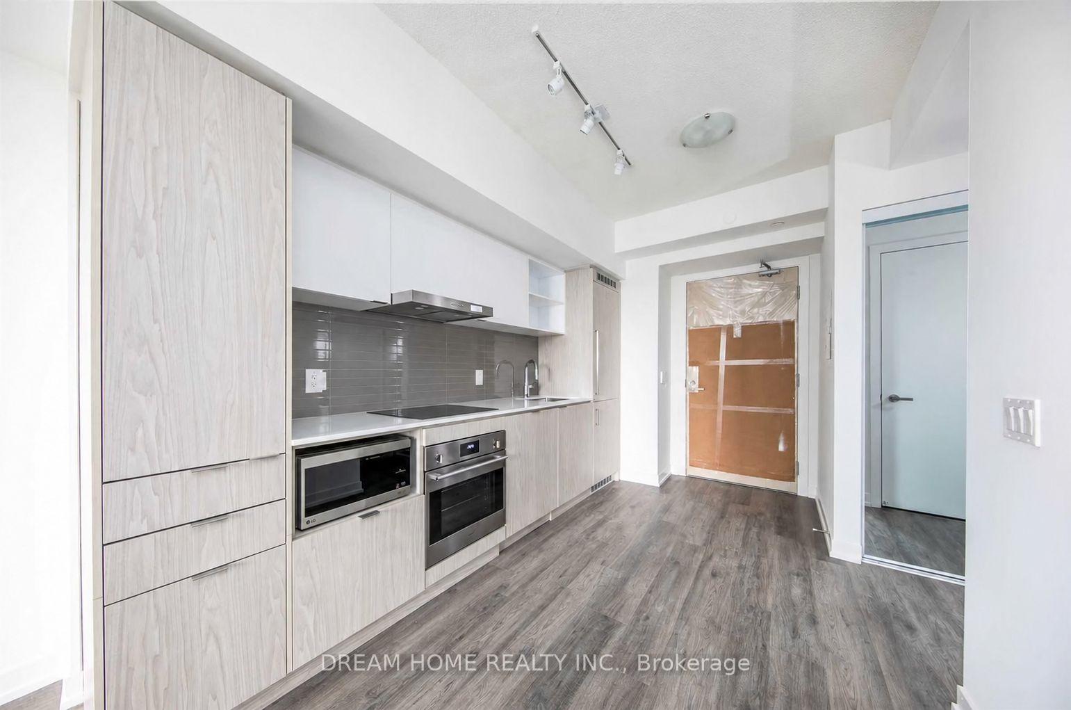 Photo 5 of Unit 6006, 55 Cooper Street, Toronto, Waterfront Communities — HOMEH