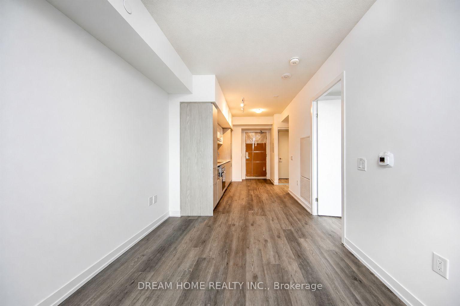 Photo 13 of Unit 6006, 55 Cooper Street, Toronto, Waterfront Communities — HOMEH
