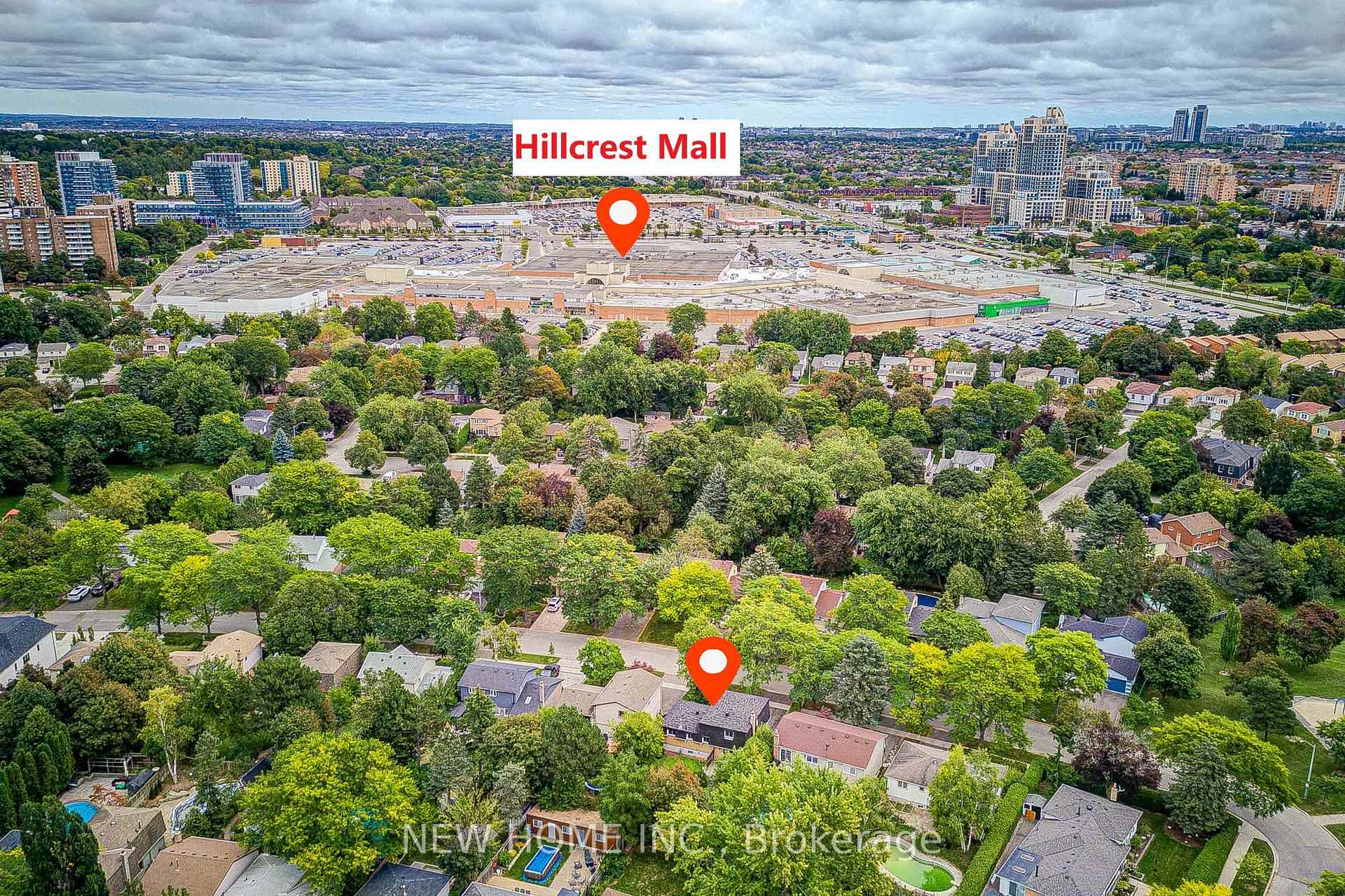 Photo 3 of 26 Penwick Crescent, Richmond Hill, North Richvale — HOMEH