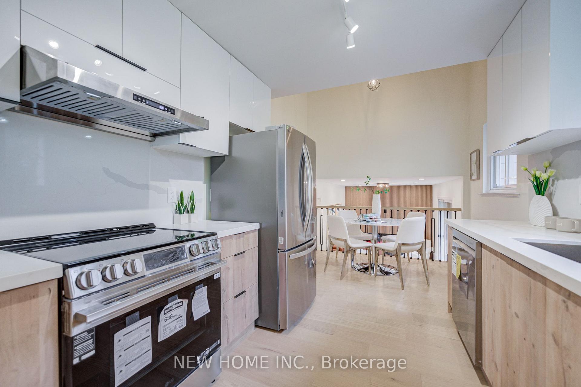 Photo 15 of 26 Penwick Crescent, Richmond Hill, North Richvale — HOMEH