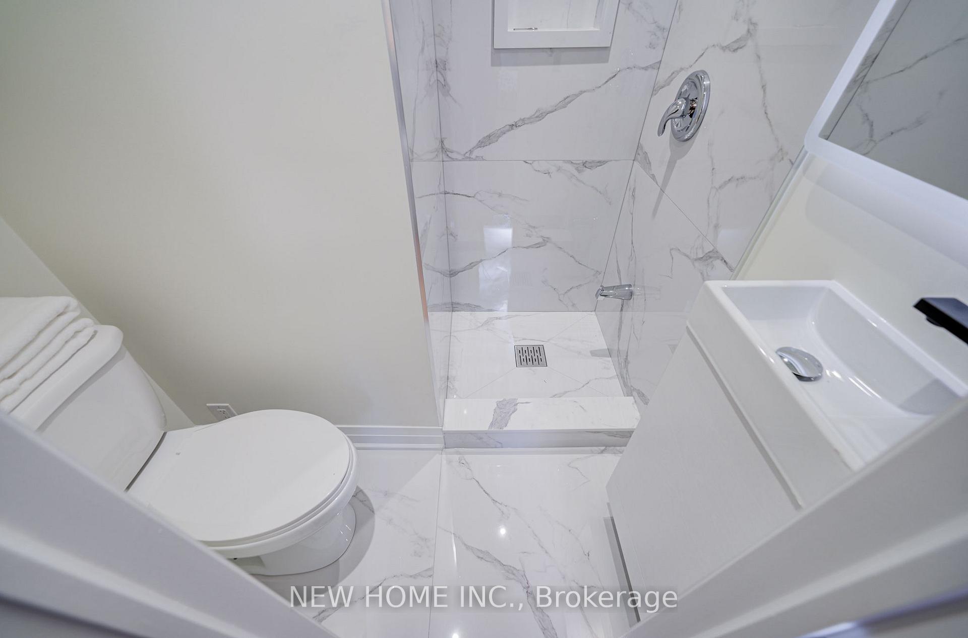 Photo 37 of 26 Penwick Crescent, Richmond Hill, North Richvale — HOMEH