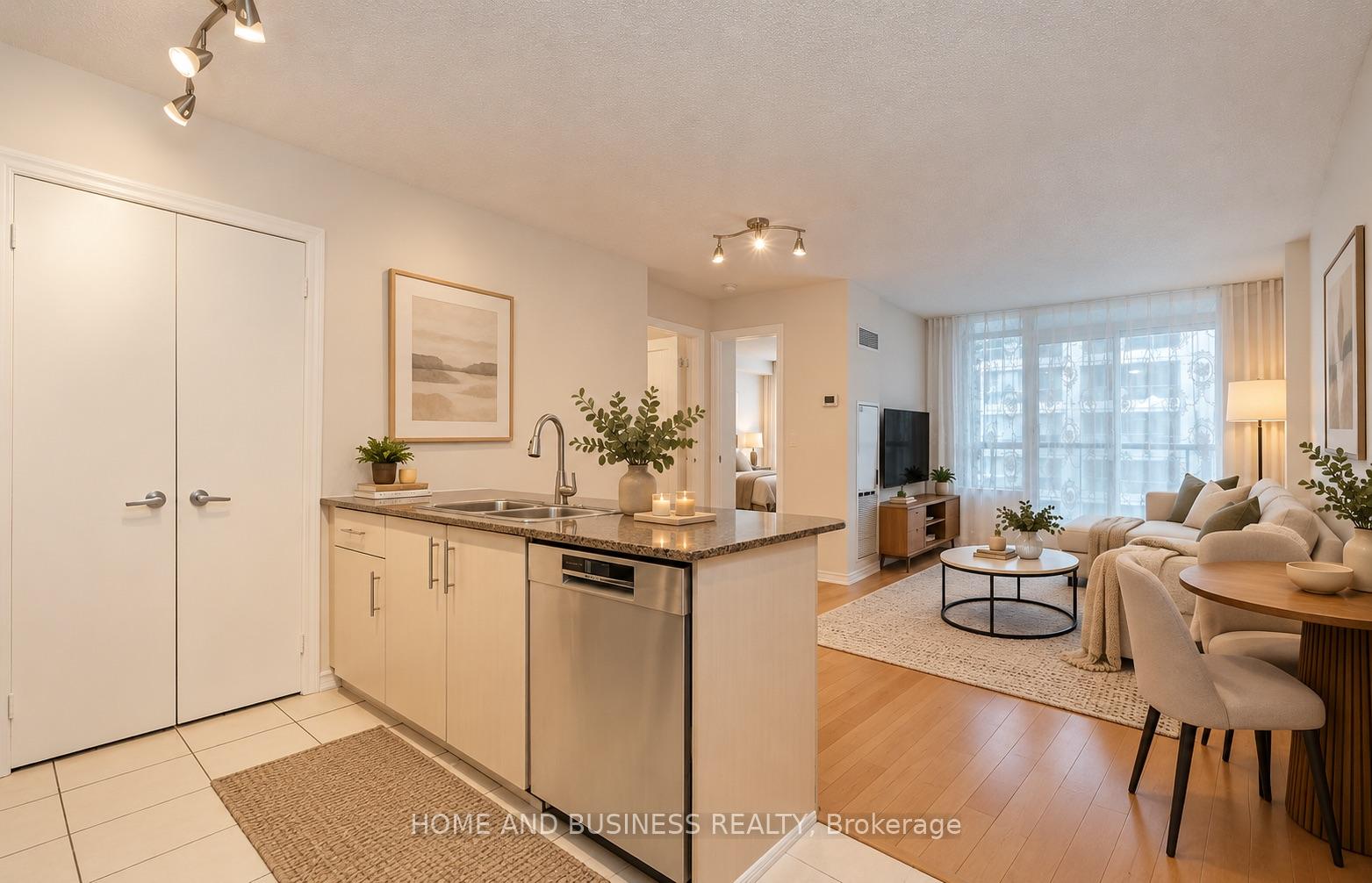 Photo 4 of Unit 1505, 12 Yonge Street, Toronto, Waterfront Communities — HOMEH