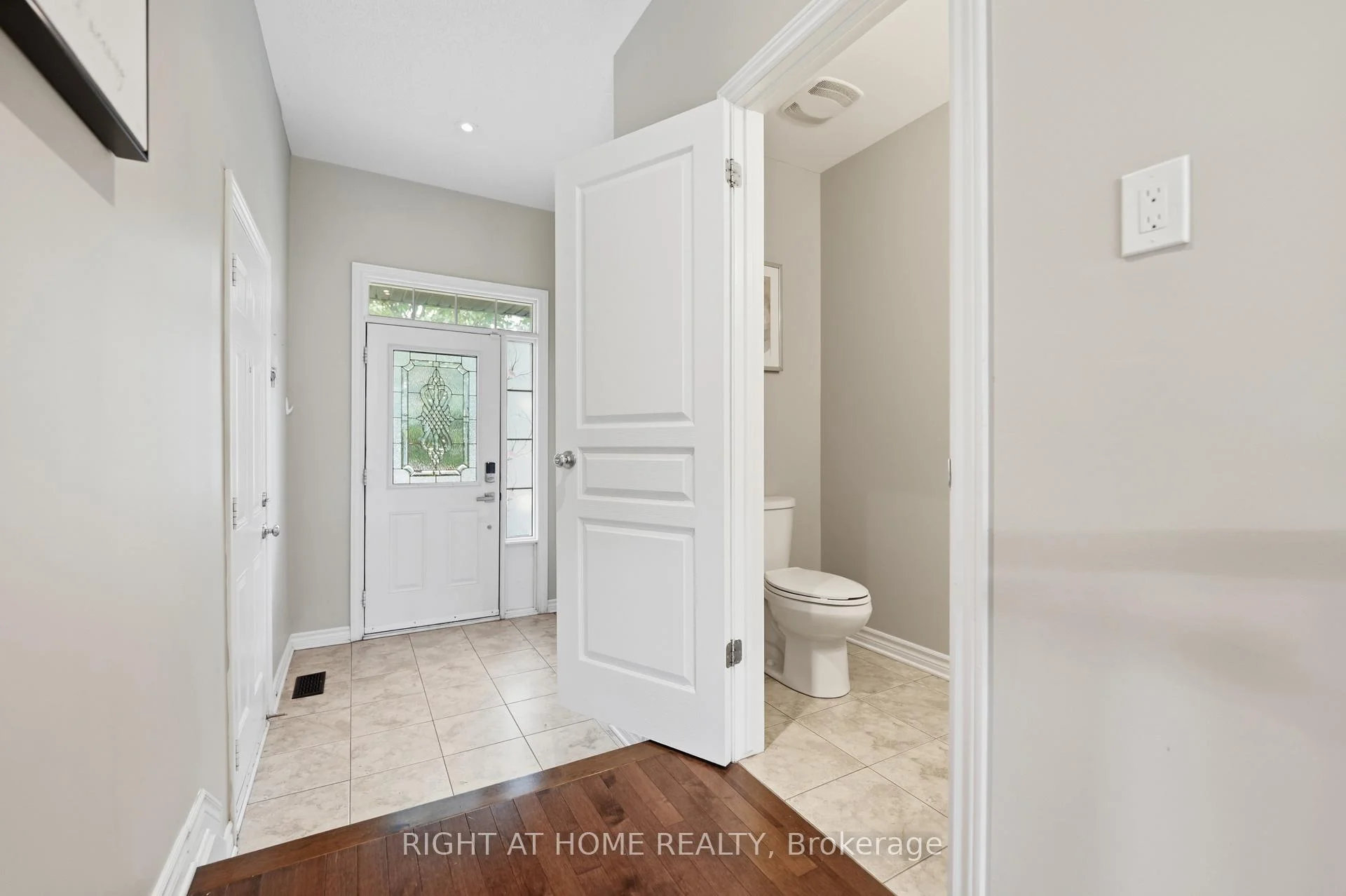 Photo 12 of 599 Remnor Avenue, Ottawa, Kanata - Kanata Lakes/Heritage Hills — HOMEH