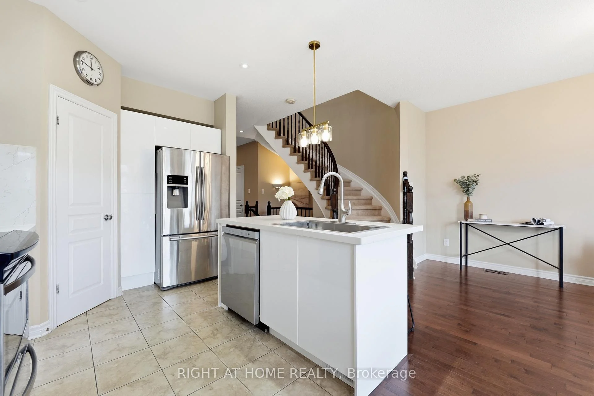 Photo 23 of 599 Remnor Avenue, Ottawa, Kanata - Kanata Lakes/Heritage Hills — HOMEH