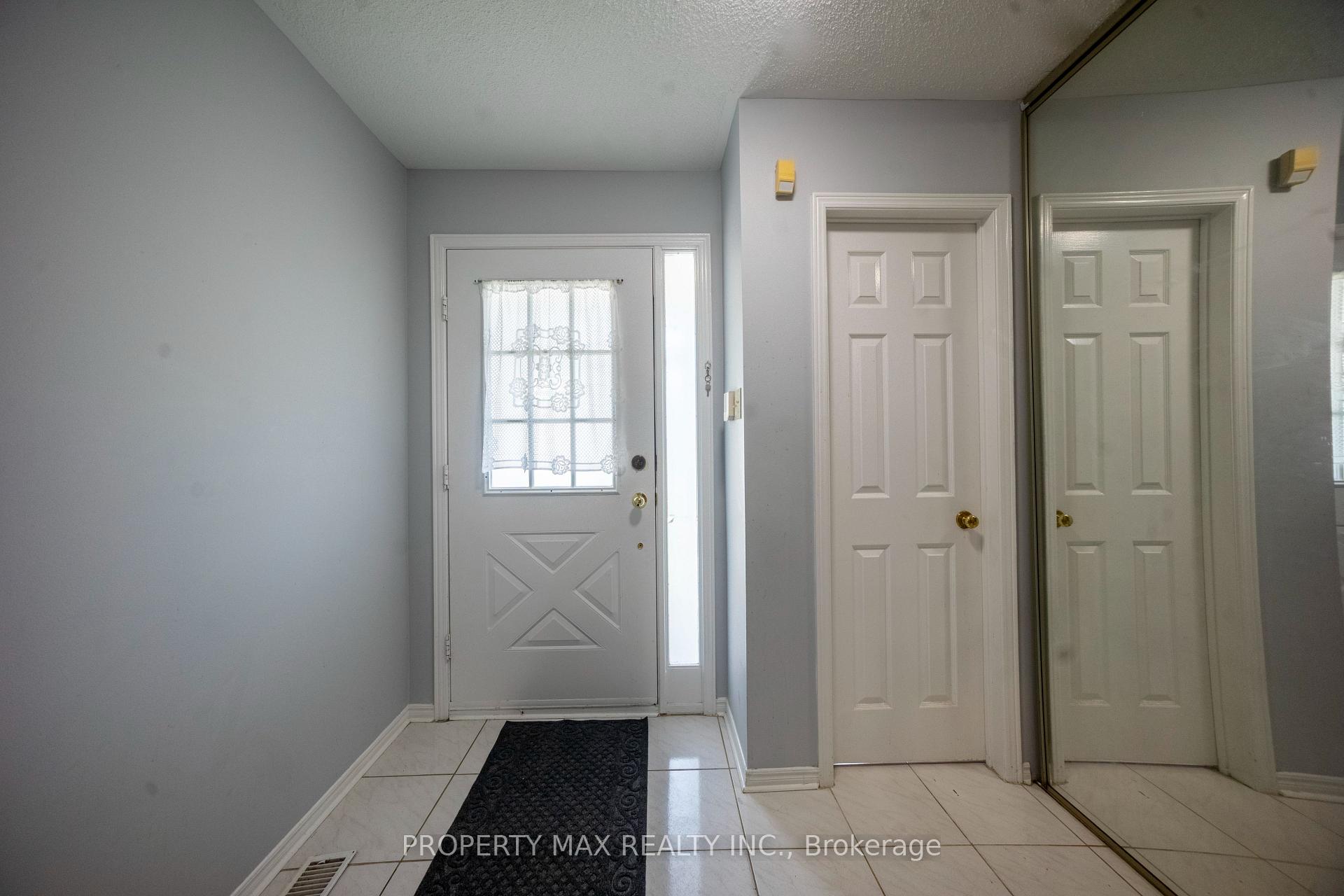 Photo 3 of 144 Bellrock Drive, Scarborough, Milliken — HOMEH