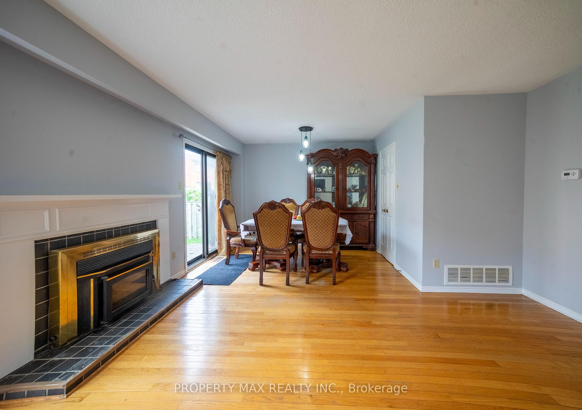 Photo 5 of 144 Bellrock Drive, Scarborough, Milliken — HOMEH