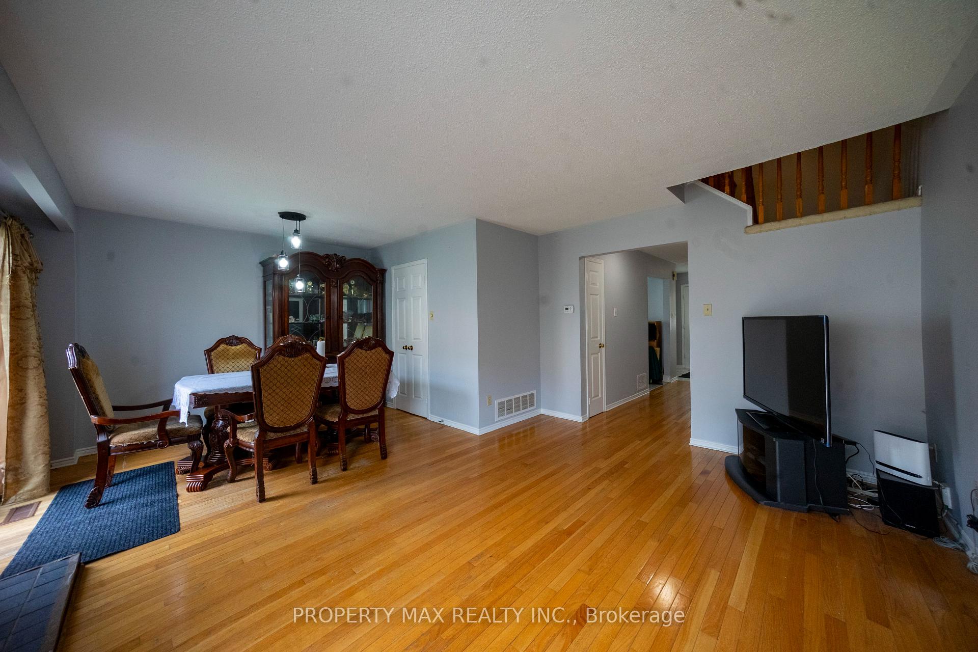 Photo 8 of 144 Bellrock Drive, Scarborough, Milliken — HOMEH