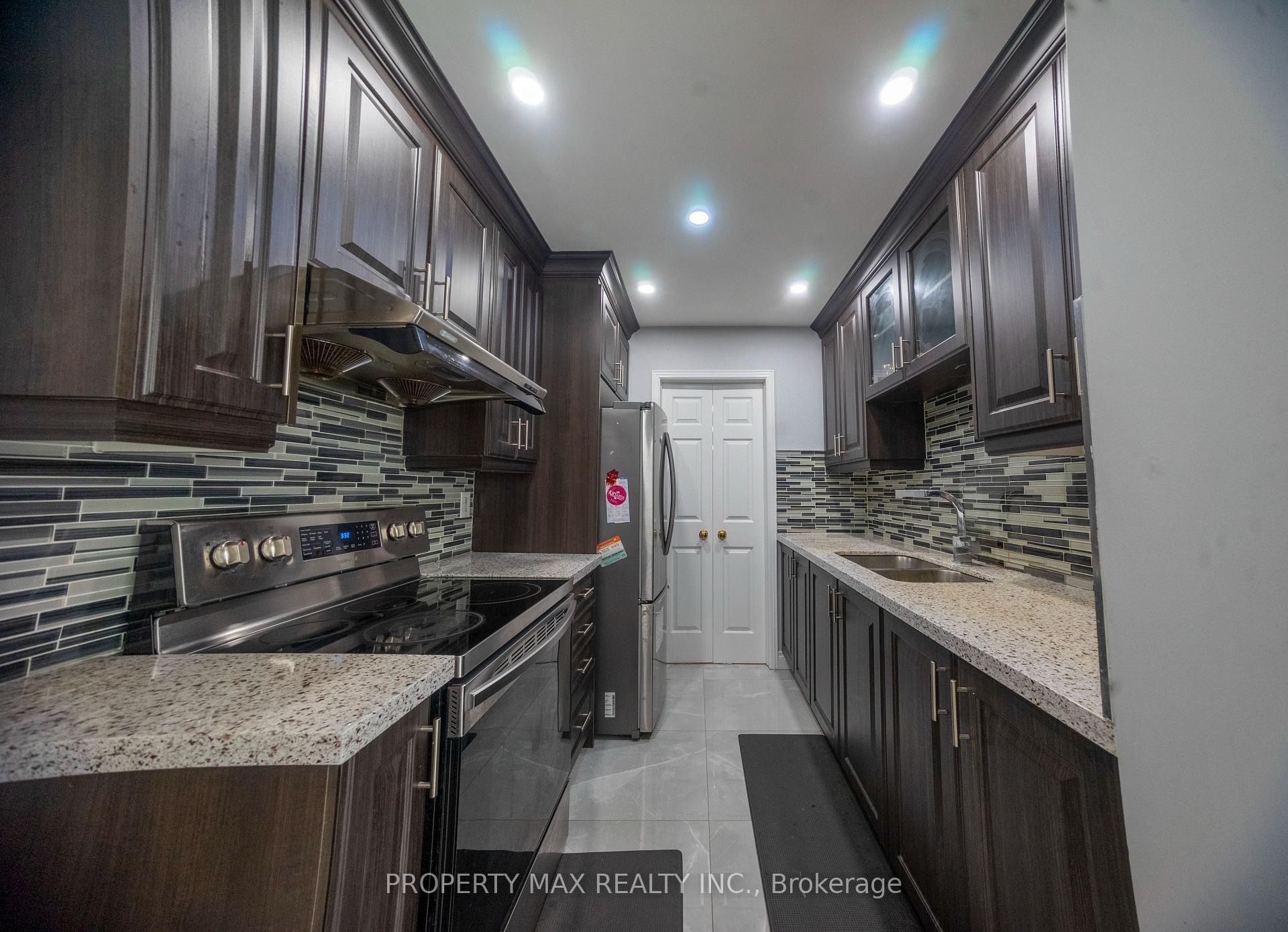 Photo 10 of 144 Bellrock Drive, Scarborough, Milliken — HOMEH