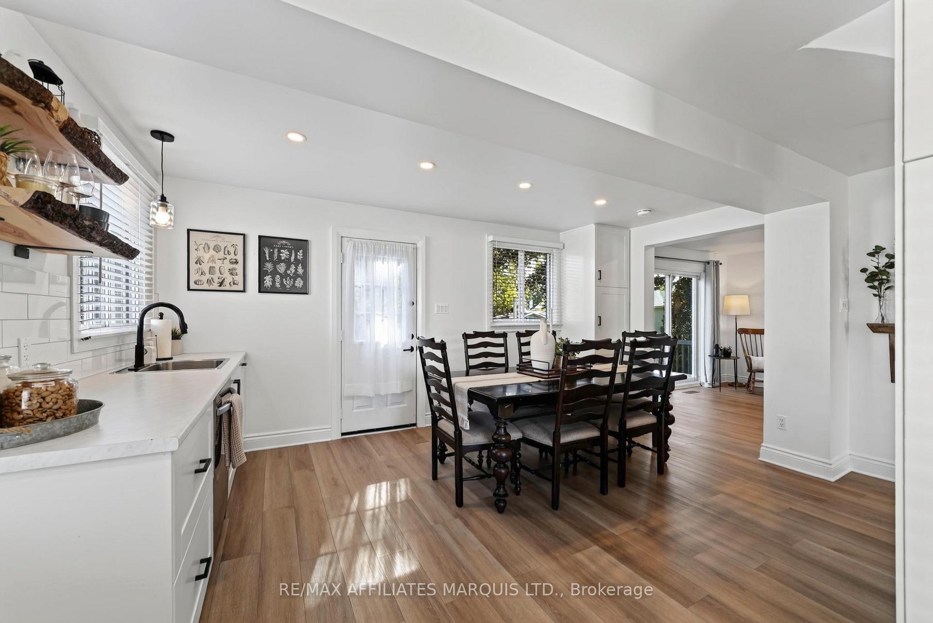 Photo 20 of 916 Leonard Avenue, Cornwall, Cornwall — HOMEH