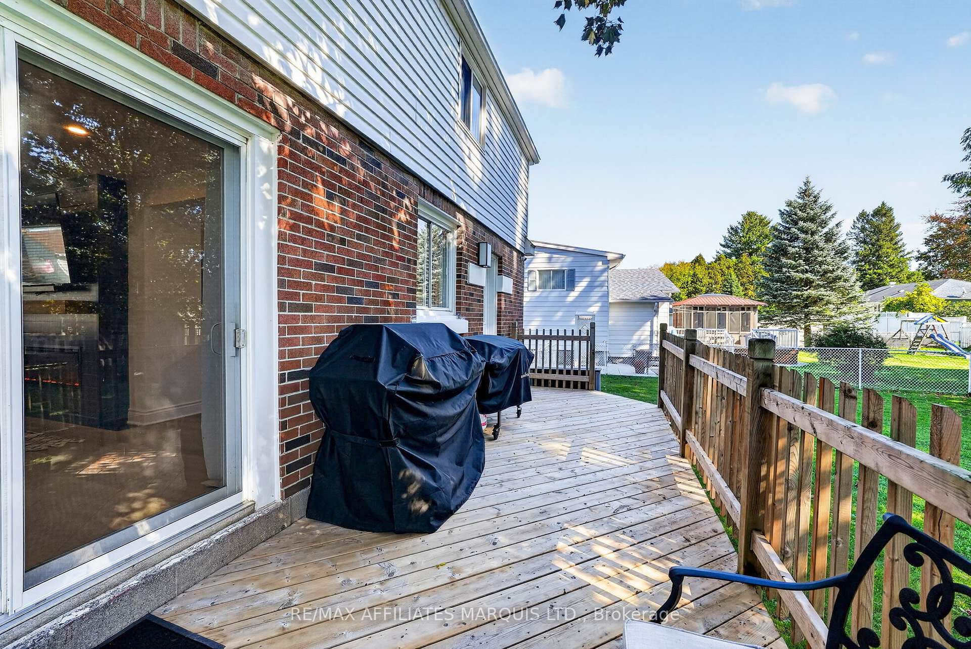 Photo 38 of 916 Leonard Avenue, Cornwall, Cornwall — HOMEH