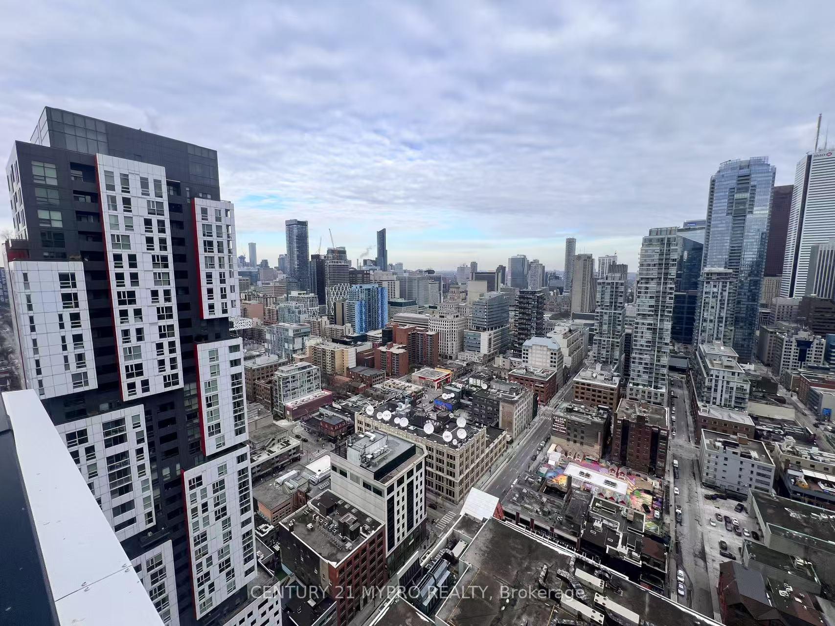 Photo 10 of Unit 4202, 38 Widmer Street, Toronto, Waterfront Communities — HOMEH